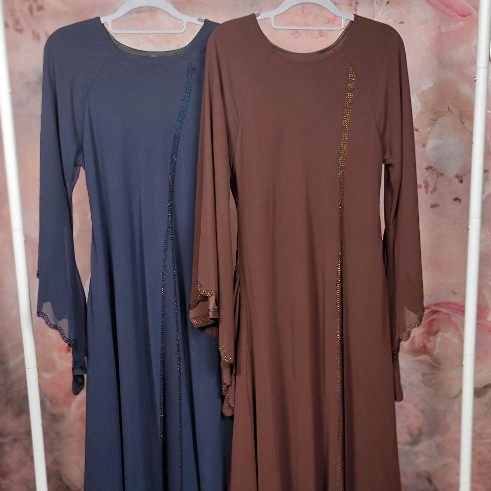Layan Dress Abaya with Flowy Sleeves – Elegant Modest Wear in Navy & Chocolate Brown