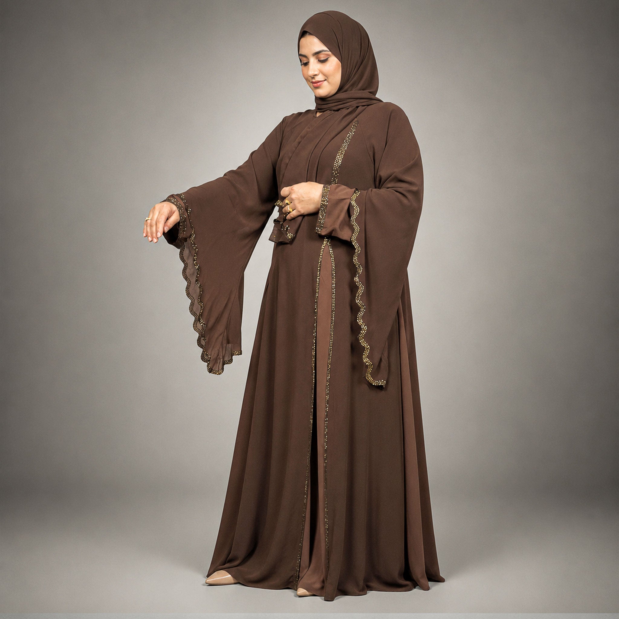 Layan Dress Abaya with Flowy Sleeves – Elegant Modest Wear in Navy & Chocolate Brown