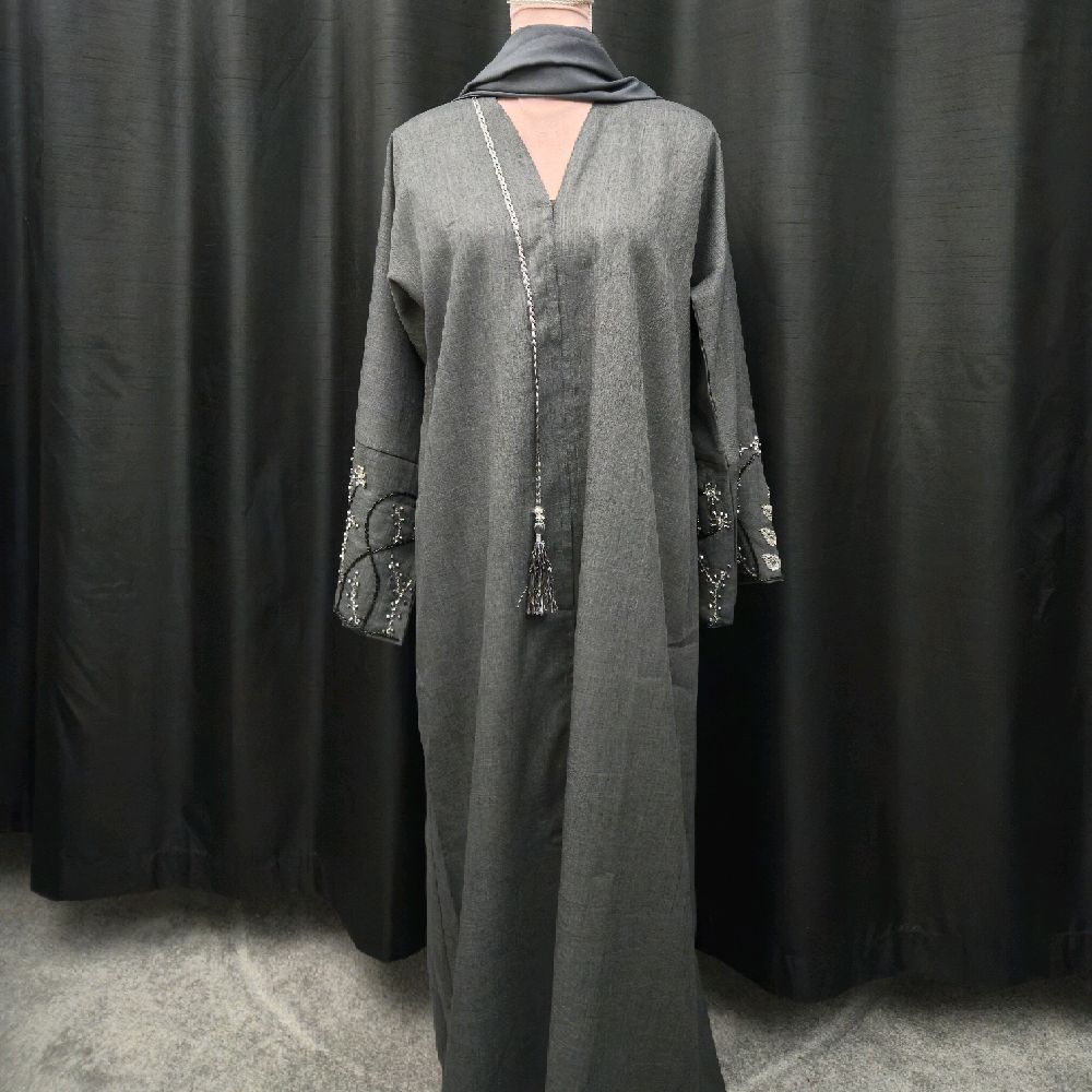 Maya 3 Piece Linen Abaya Set with Embroidered Detailing & V-Neck – Dark Grey