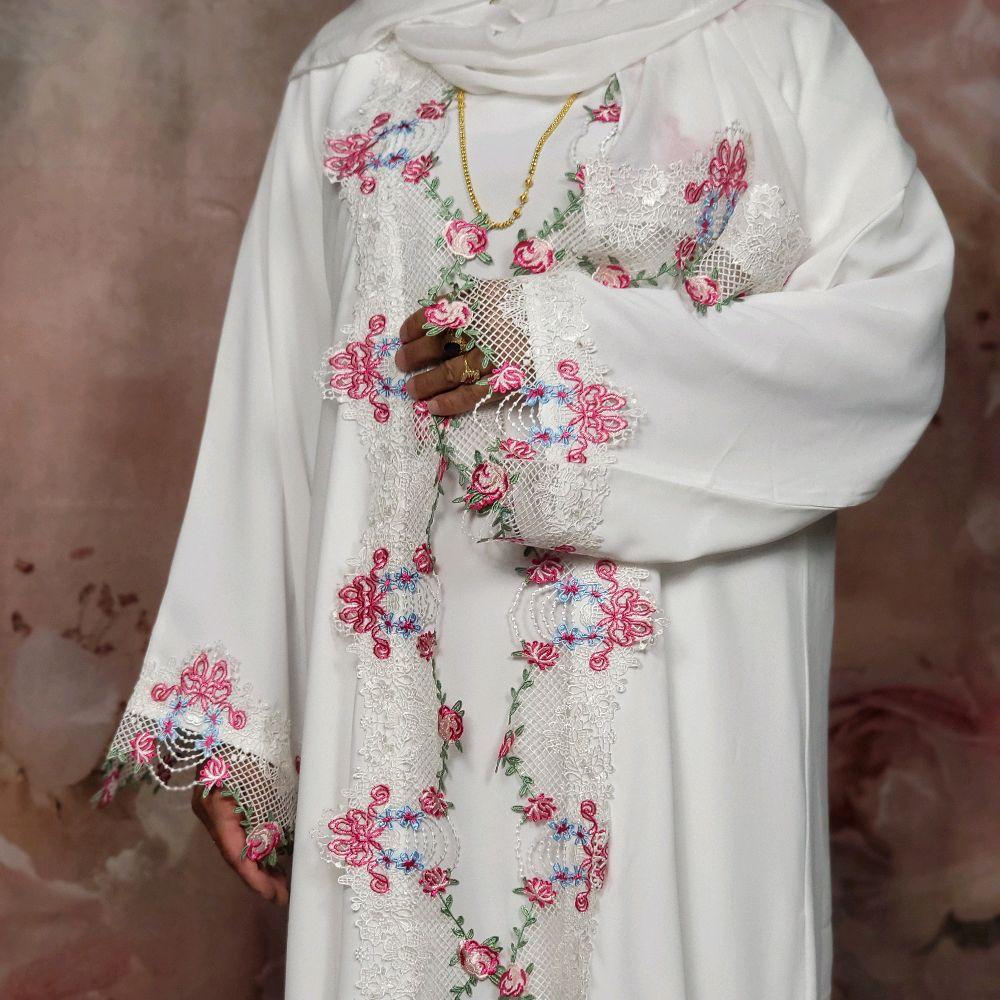 Nardine Lace Floral 4 Piece Abaya Set with Inner Slip, Belt & Scarf
